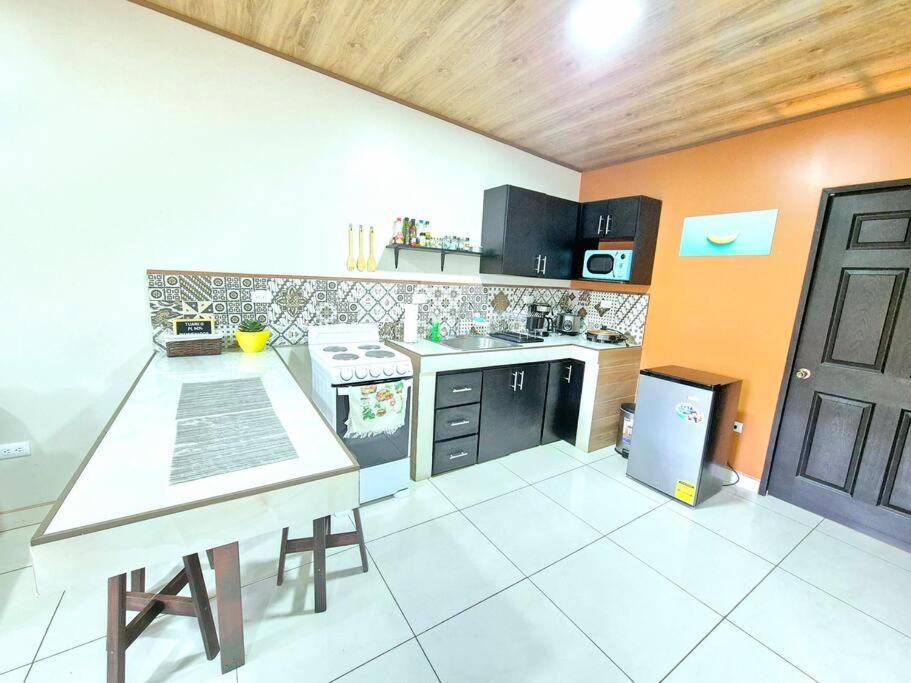Apartamentos H Gonzalez #7 U #8 Alajuela Bagian luar foto