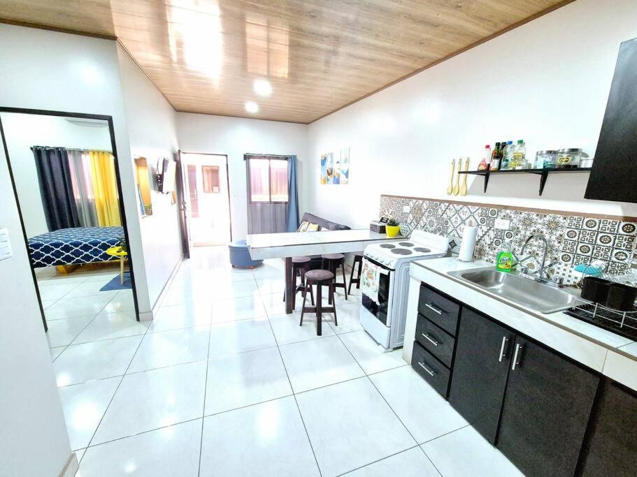 Apartamentos H Gonzalez #7 U #8 Alajuela Bagian luar foto